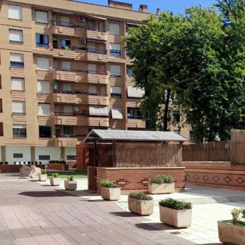 Patio y jardines de Comunidad de Vecinos